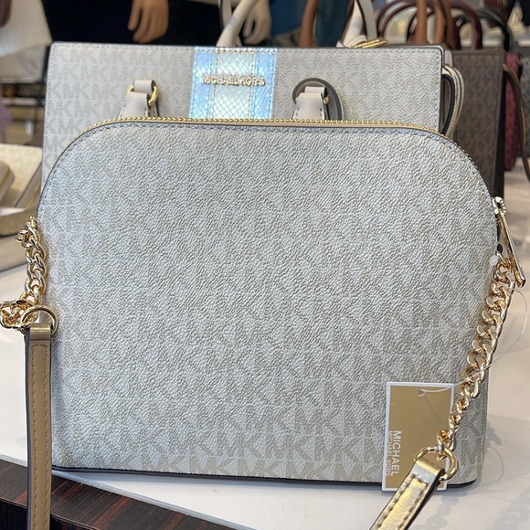 Michael Kors Jet Set Travel Medium Metallic Signature Logo Dome Crossbody NWT - Picture 8 of 16